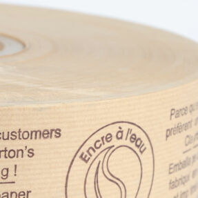 Papier kraft sur mandrin carton